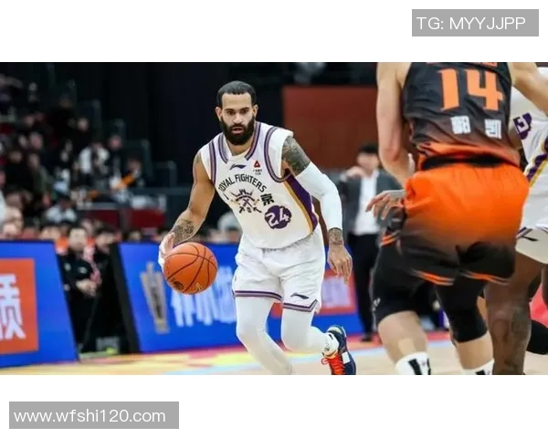 张庆鹏：从篮球场上的奋斗者到人生舞台上的成功典范